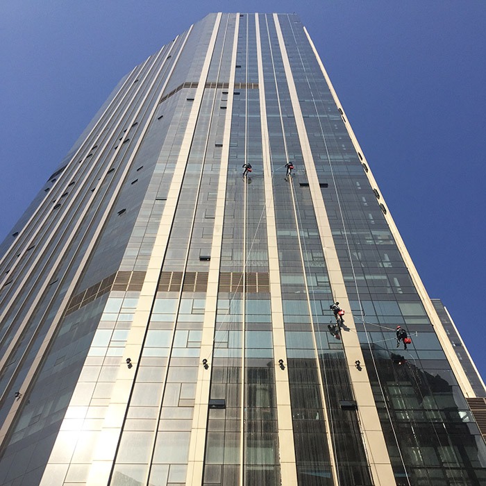 傲天鳥凱賓斯基酒店外墻清洗案例